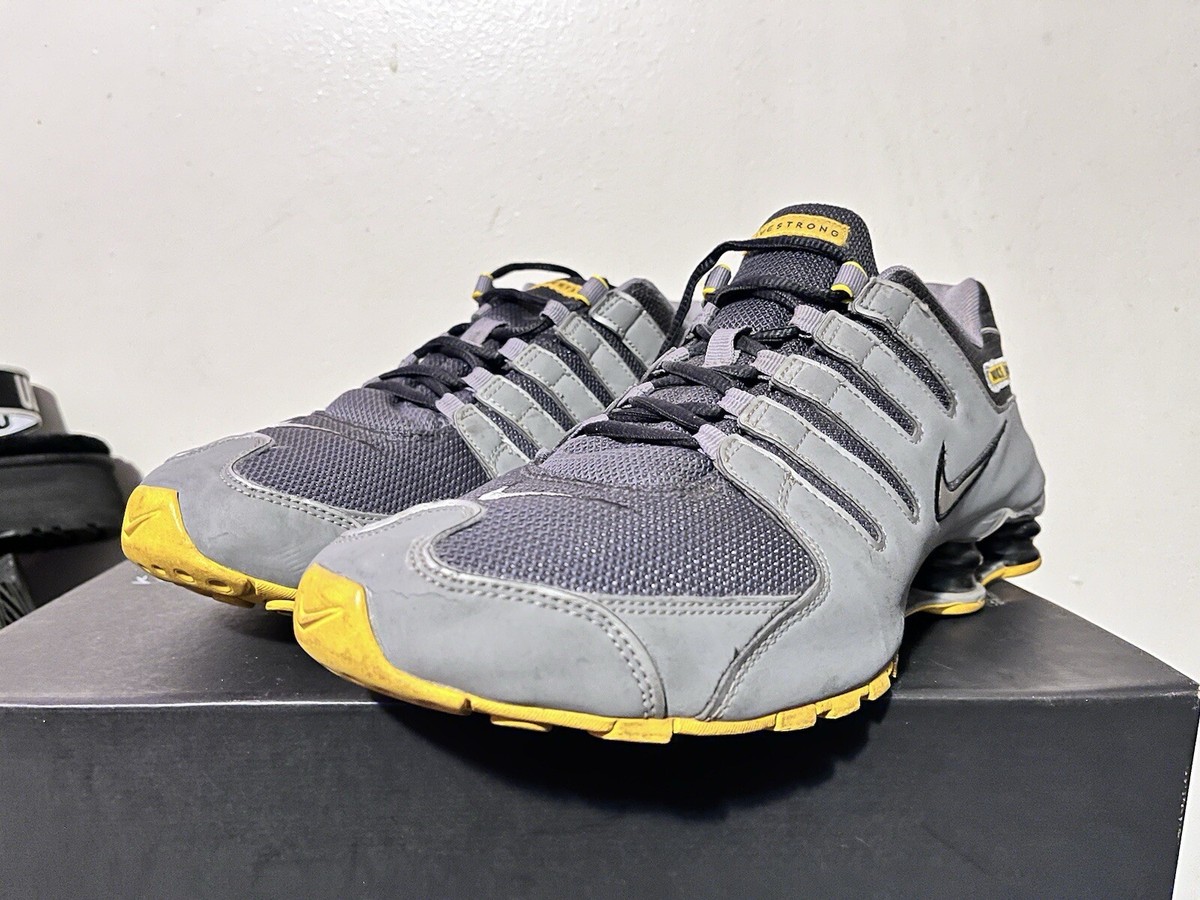 2012 Men's Nike Shox NZ Livestrong Grey Maize Black Used