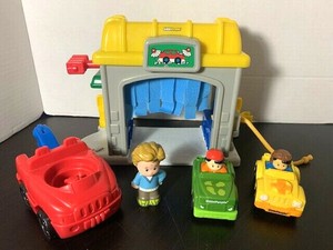 little people car garage