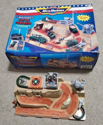 ⭐️Galoob マイクロマシンズ　ミニカー　ミリタリー　飛行機　船　56個セット s-l400.jpg