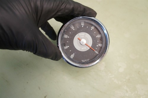 TRIUMPH TR6 TT T120 T120R TACHOMETER TT SPECIAL 650 *2536