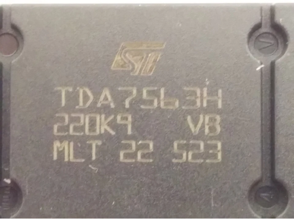 ST MICROELECTRONICS TDA7563H INTERGRATED CIRCUIT AMPLIFIER (LOT OF 2) NNB - Image 4 of 4
