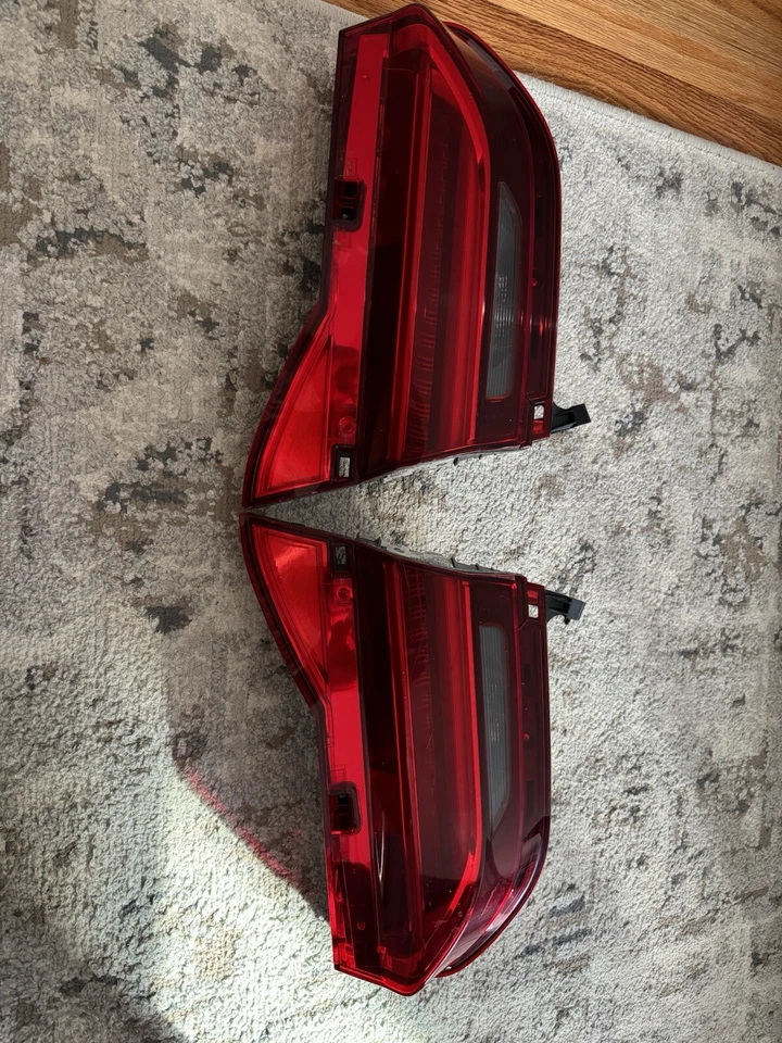 Left And Right Trunk Led Tail Light Lamp 63212583246 BMW 750i G11 G12 2016-19 - Image 2 of 4