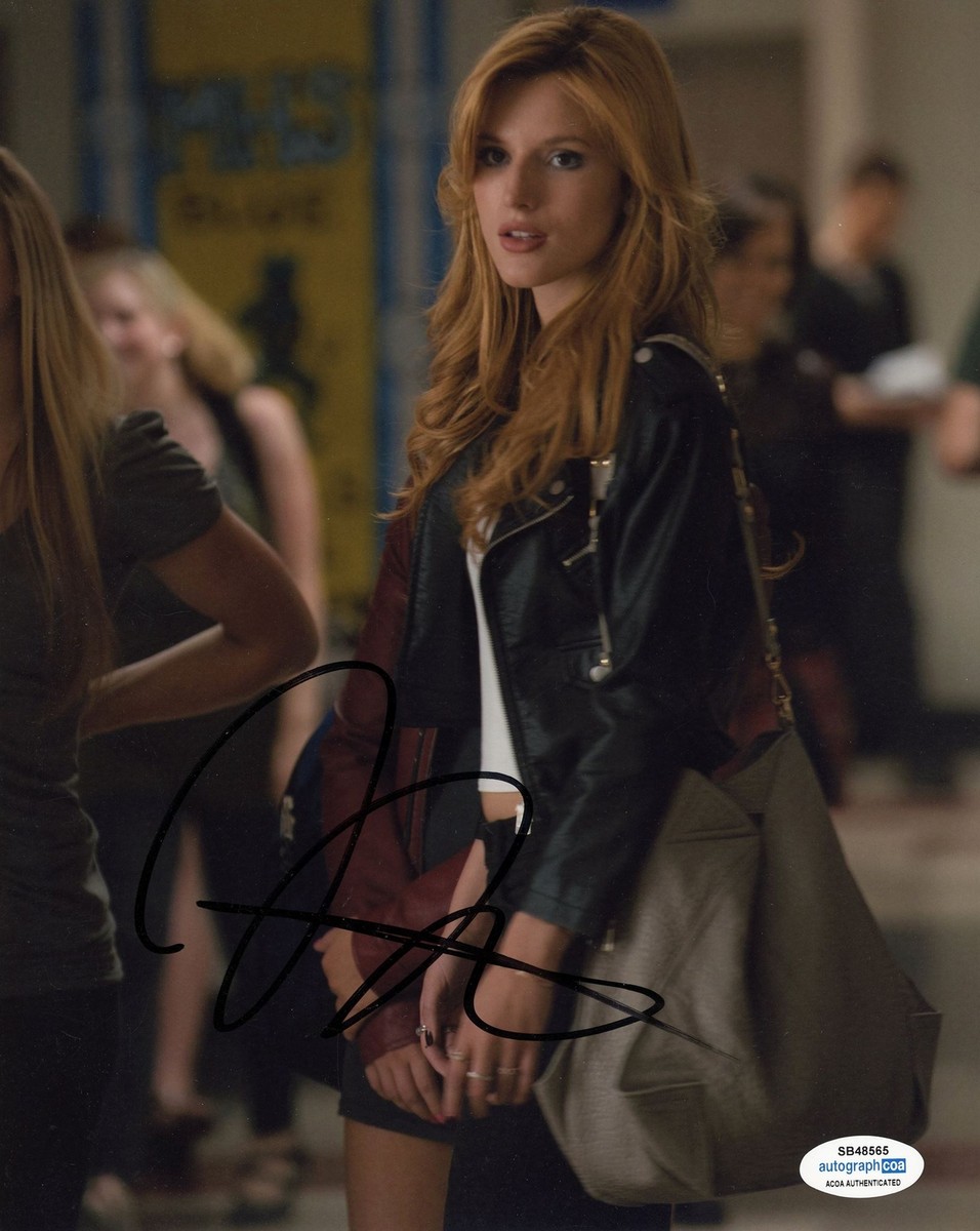 BELLA THORNE SIGNED THE DUFF 8X10 PHOTO ACOA