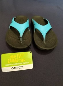 oofos post run recovery slide sandal