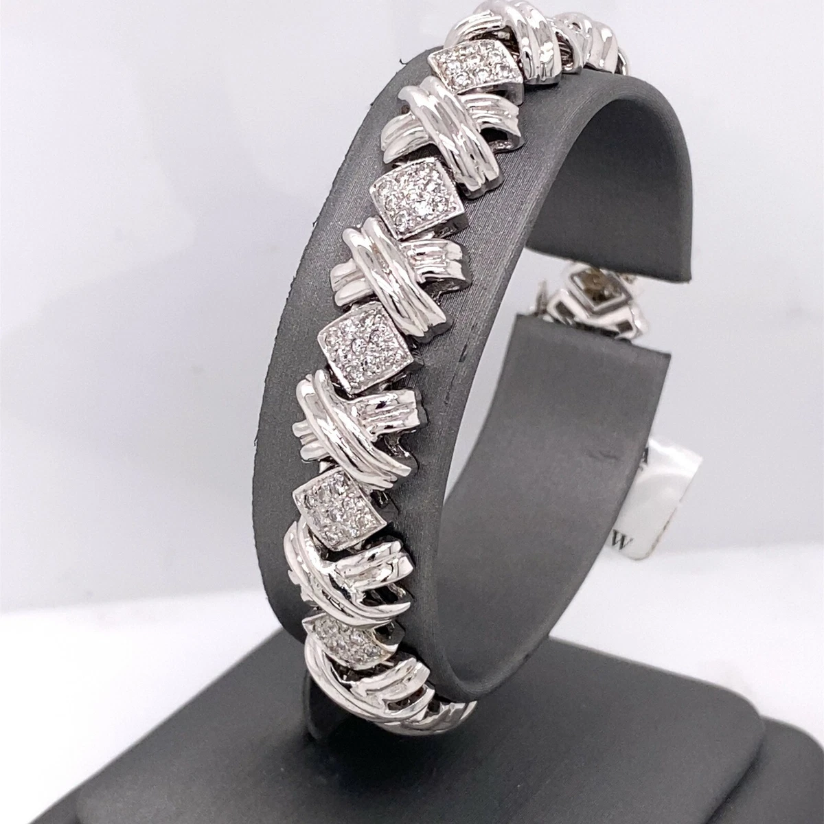 Diamond xo best sale bracelet