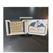 Panini 2021 National Treasures Fred Lynn Cut Signature Auto Booklet /15