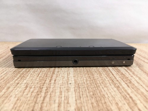 LG4033 Plz Read Item Condi Nintendo 3DS Cosmo Black Console Japan - Picture 4 of 12