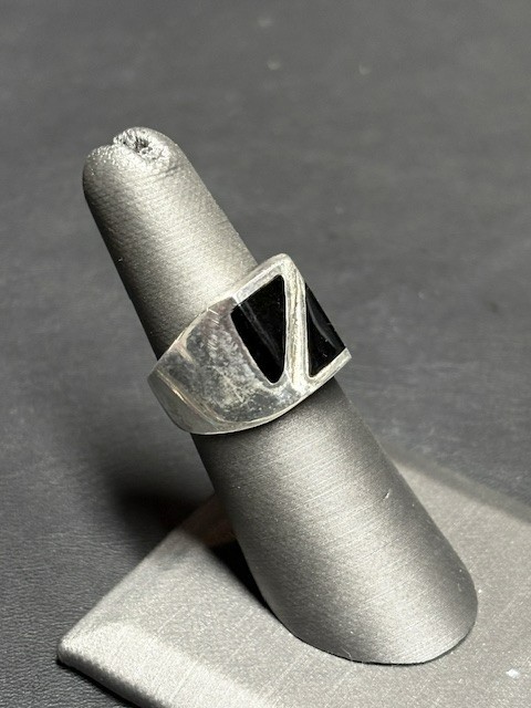 HEAVY SOLID CAST 925 STERLING SILVER AND ONYX SIG… - image 6