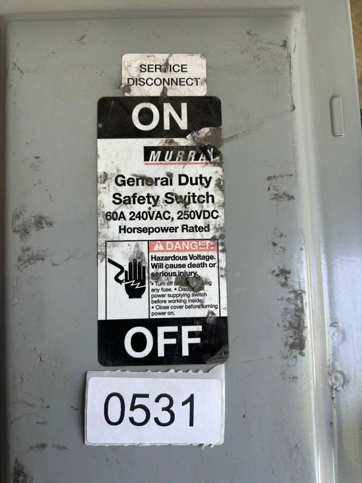 Interruptor de seguridad fusible de servicio general Murray GHN322NW 60 amperios 240 vac Foto 2 de 4