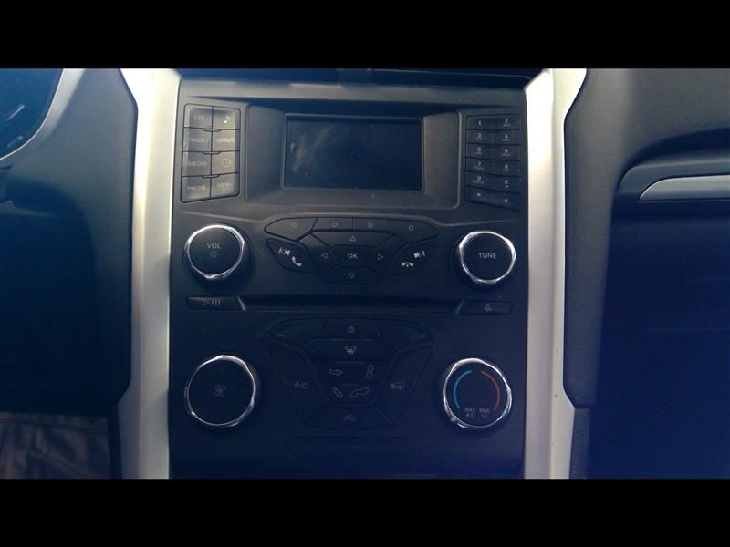 Audio Equipment Radio Control Panel Fits 15 FUSION 2044934