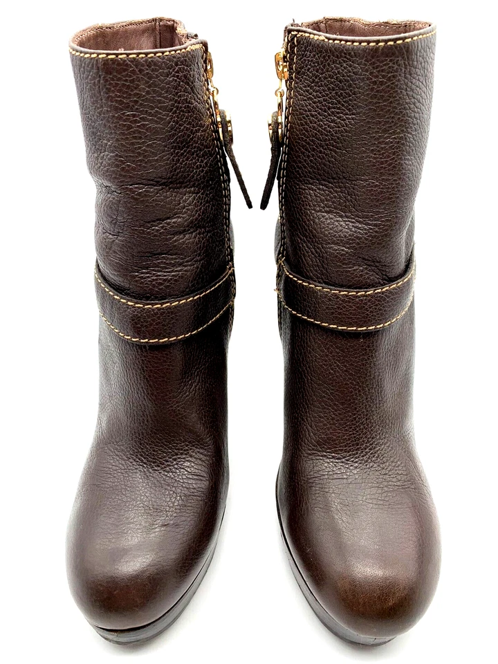 Botas Juicy Couture para mujer de cuero marrón con hebilla al tobillo cremallera plataforma tacón talla 9M Foto 3 de 4