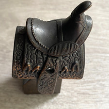 Miniatur Western Pferd Sattelreiten Druckguss Metall Spielzeug Neuheit Bleistiftspitzer