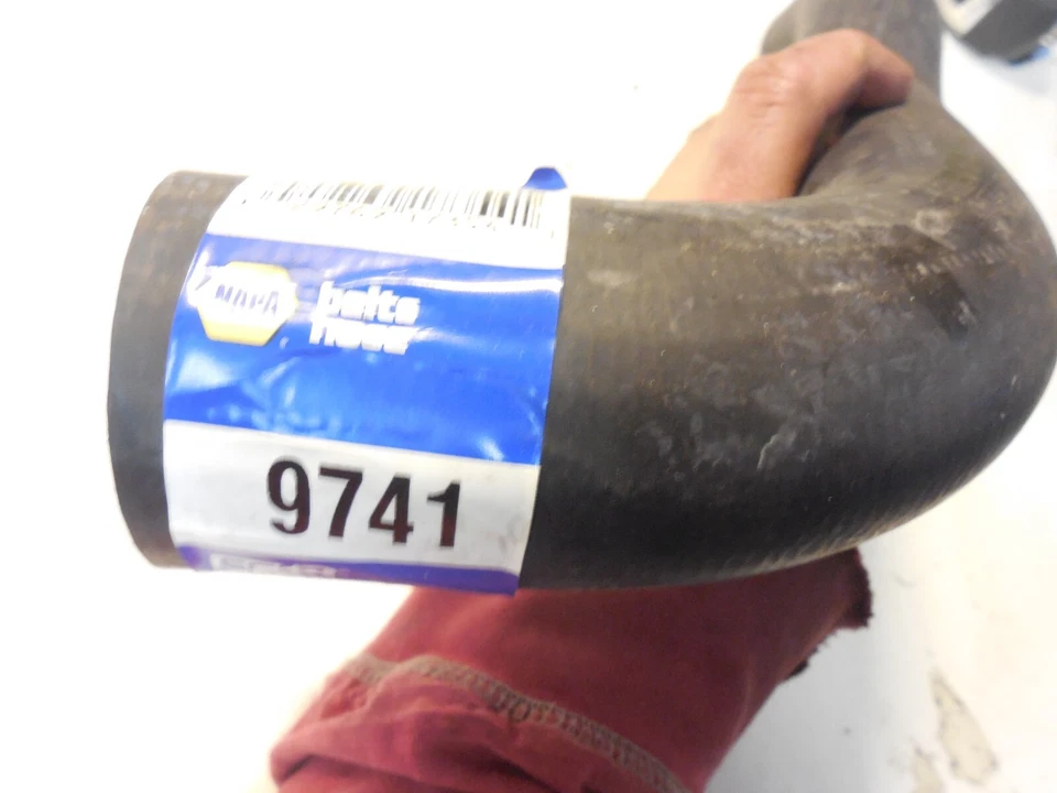 Radiador de manguera inferior NAPA 9741 para Ford E450 Super Duty Ford E350 2004-2010 Foto 2 de 3