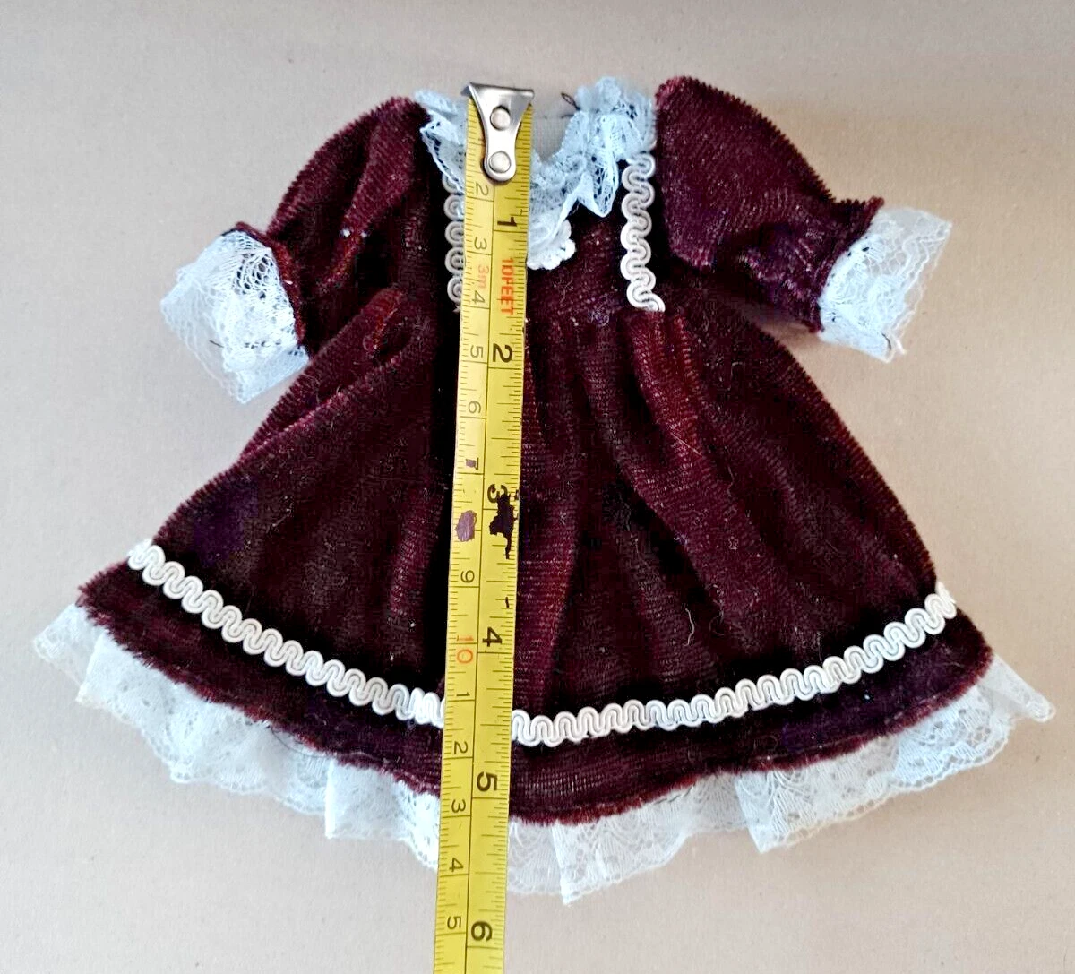 VETEMENTS Vestito per bambola marrone vestiti per bambola