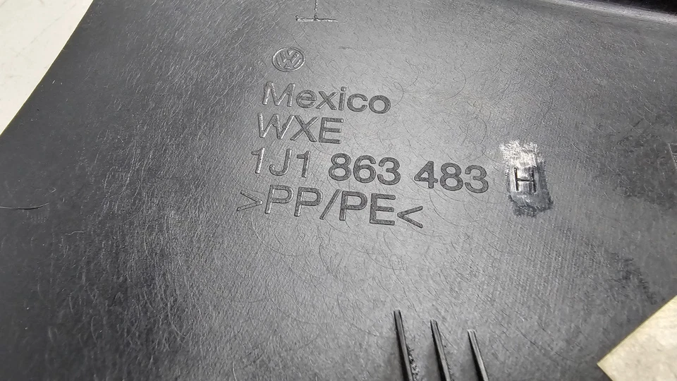 99-05 MK4 Driver Left Kick Panel VW Volkswagen Golf R32 GTI Jetta Foto 3 de 3