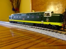 Graham Farish Class 55 Deltic Pinza N Gauge D9007 BR Two Tone DCC Ready 371-285