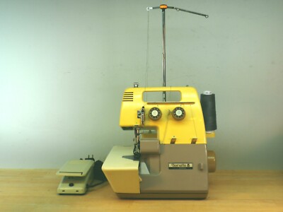 Bernina Bernette 203 - OVERLOCKER SERGER - sewing machine w/foot pedal, running