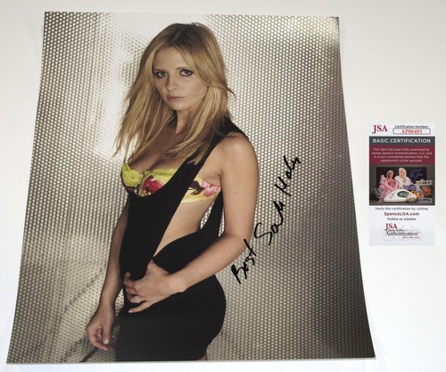 SARAH MICHELLE GELLAR signed 11x14 Photo BUFFY Ready Or Not SEXY Hot JSA COA