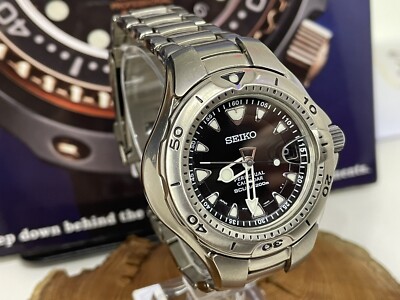 [N NEUWERTIG] SEIKO SBCM001 8F35-0020 EWIGER KALENDER TAUCHEN 200m Herren JAPAN 409 JDM