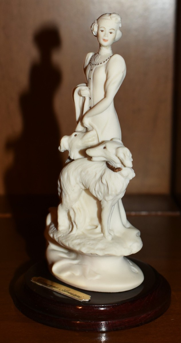 Giuseppe Armani Signed Florence Figurine Sculpture Blue N Crown