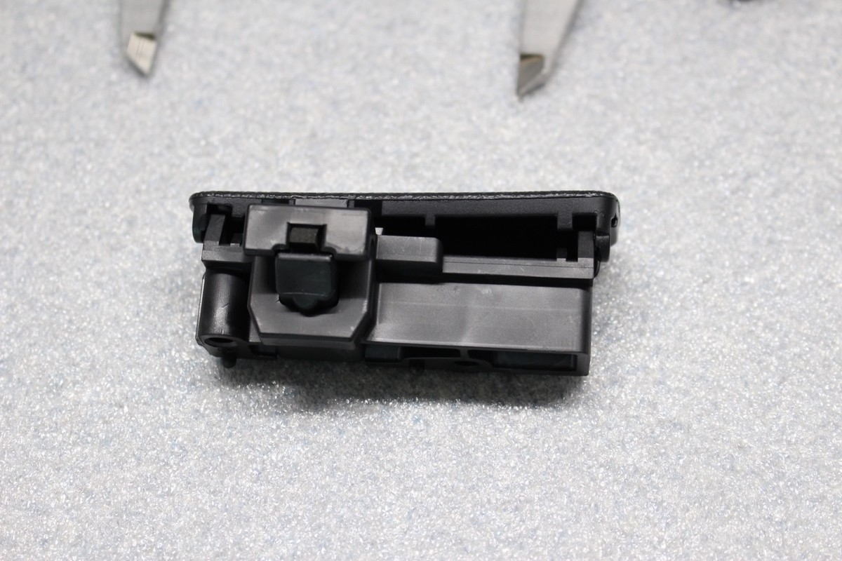 2015-2018 Nissan 370Z Glove Box Frame 68108-6GA0A | Nissan RVA