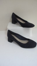 M& S NAVY BLUE SUEDE COURT SHOES- LOW BLOCK HEEL- SIZE 4.5 WIDE FIT