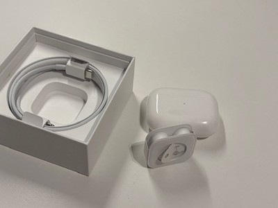 AirPods Pro 1. Gen A2190 MagSafe Case + 1 AirPod | Links defekt | Original + Zub
