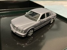 1/43 Minichamps Bentley Arnage T Model Car with Original Dealer Box