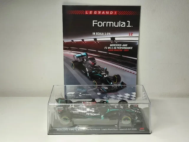 1:24 Mercedes-AMG F1 W11 - Lewis Hamilton 2020 Spanish GP + Magazine - Immagine 2 di 3