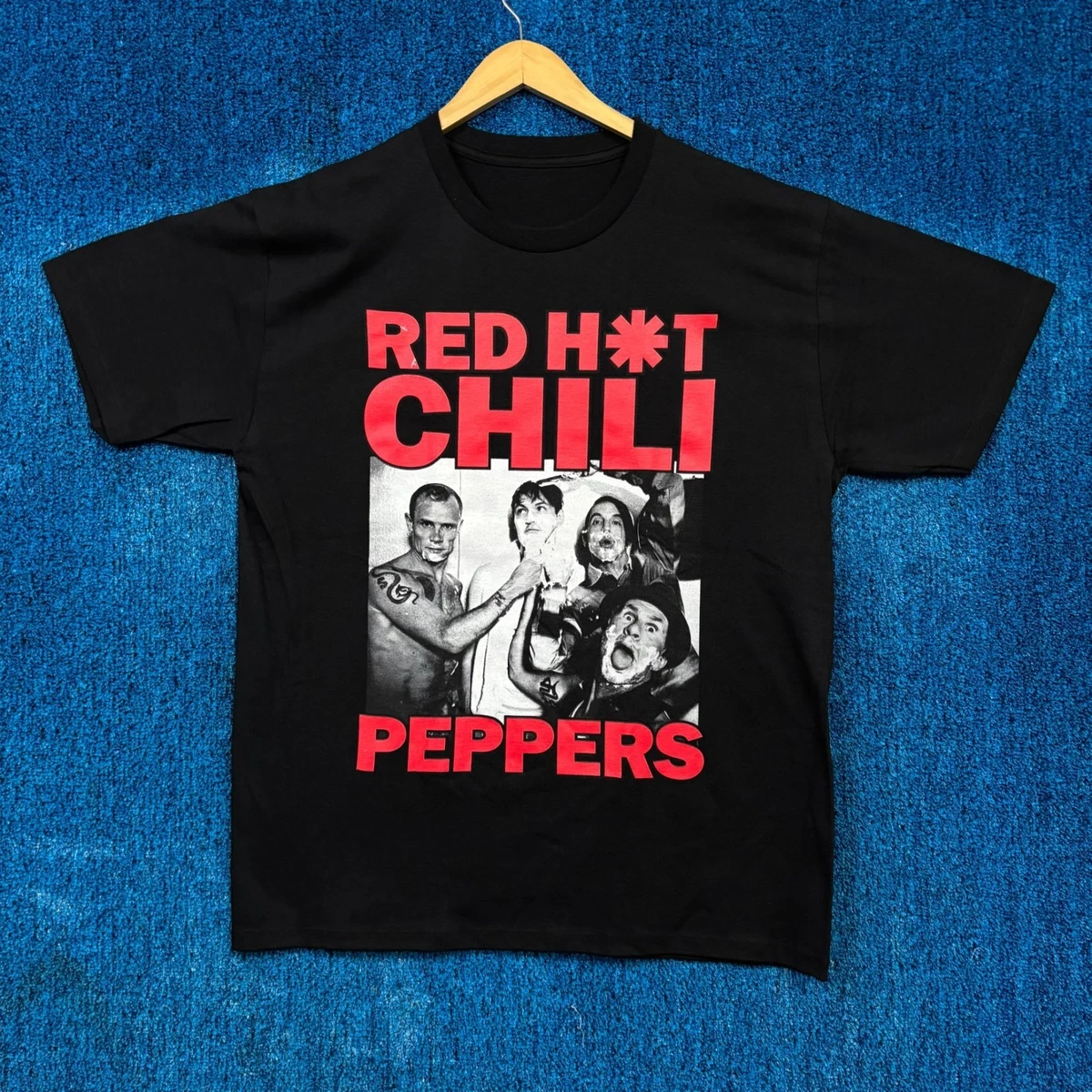 Red Hot Chili Peppers Tシャツ ネイビー 予約商品】RED HOT CHILI PEPPERS バンドTシャツ ユニセックス: In The