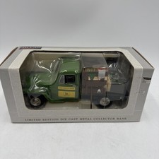 Speccast 29020 132 Die Cast John Deere 1953 Willys Jeep Stake Bed Truck Bank