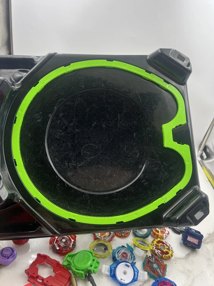 Lote de lanzadores de piezas Beyblade X Beystadium con tapa de ráfaga Takara Tomy Hasbro Set Foto 3 de 4