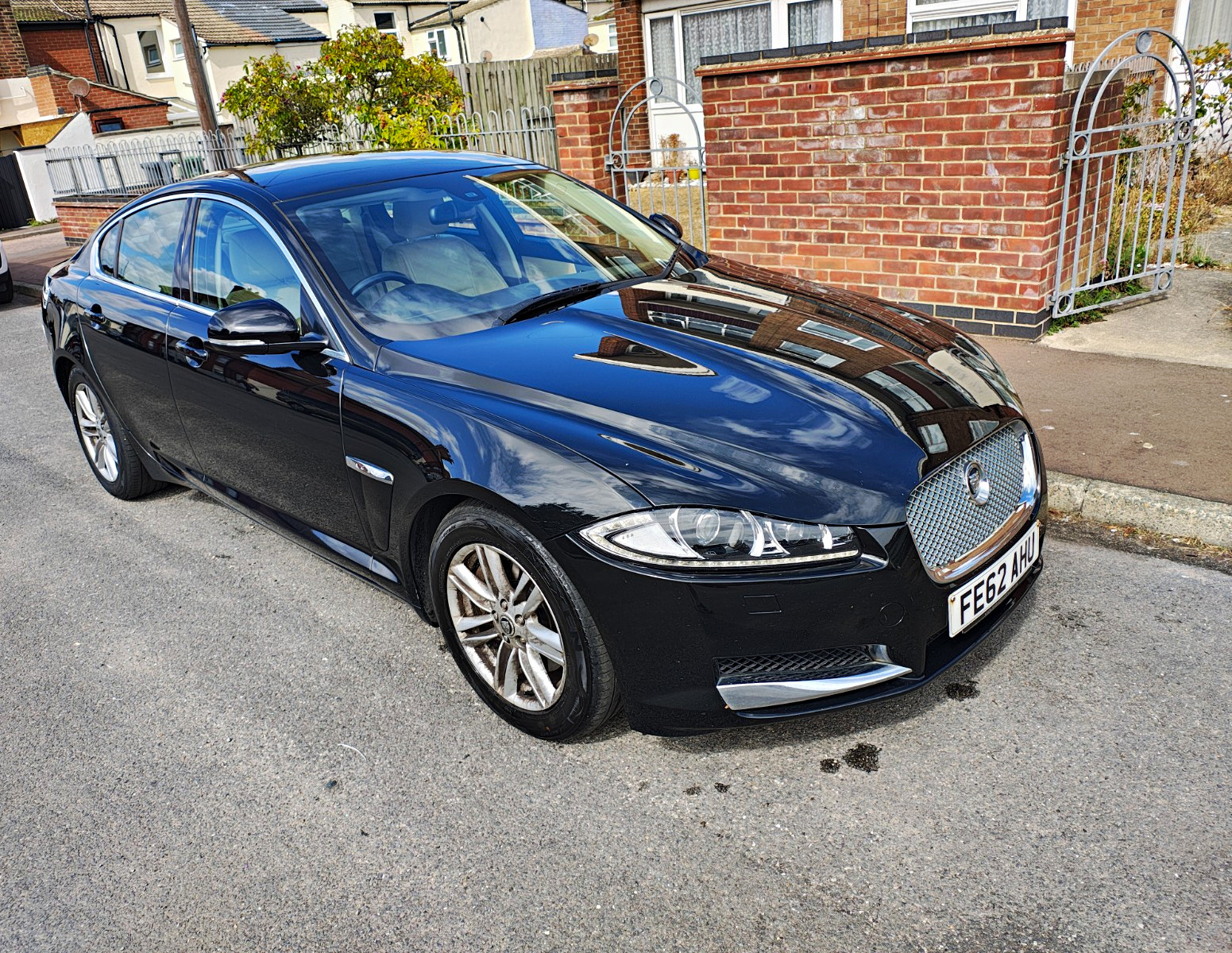 Jaguar XF 2012 2.2D
