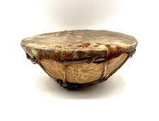 Vintage handgefertigter Tierfell & Holz Trommel Shaker 1988 Punta Arenas Chile 8" breit