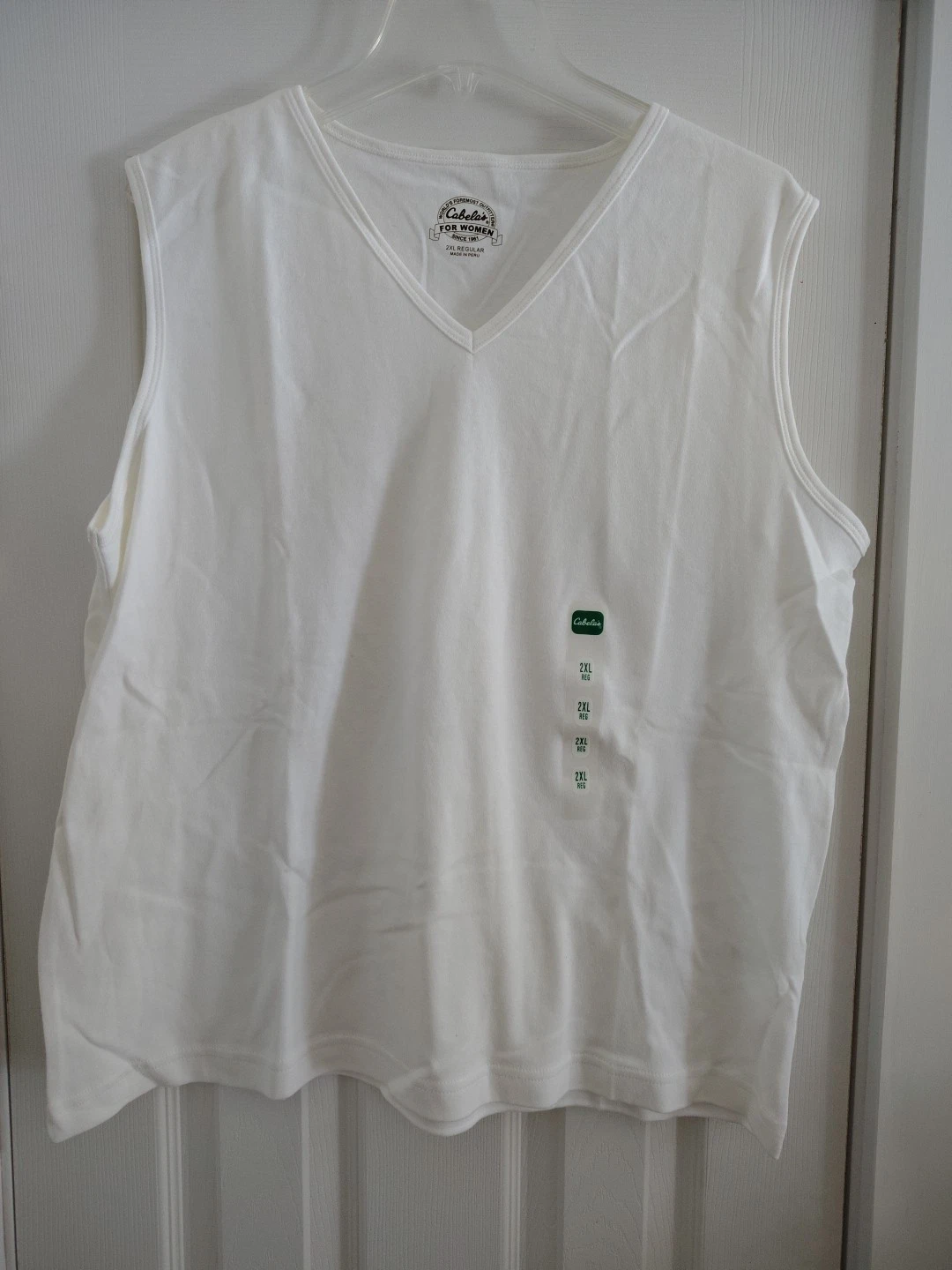 Cabela's Women's 2X White V-neck Sleeveless T-shirt NEW