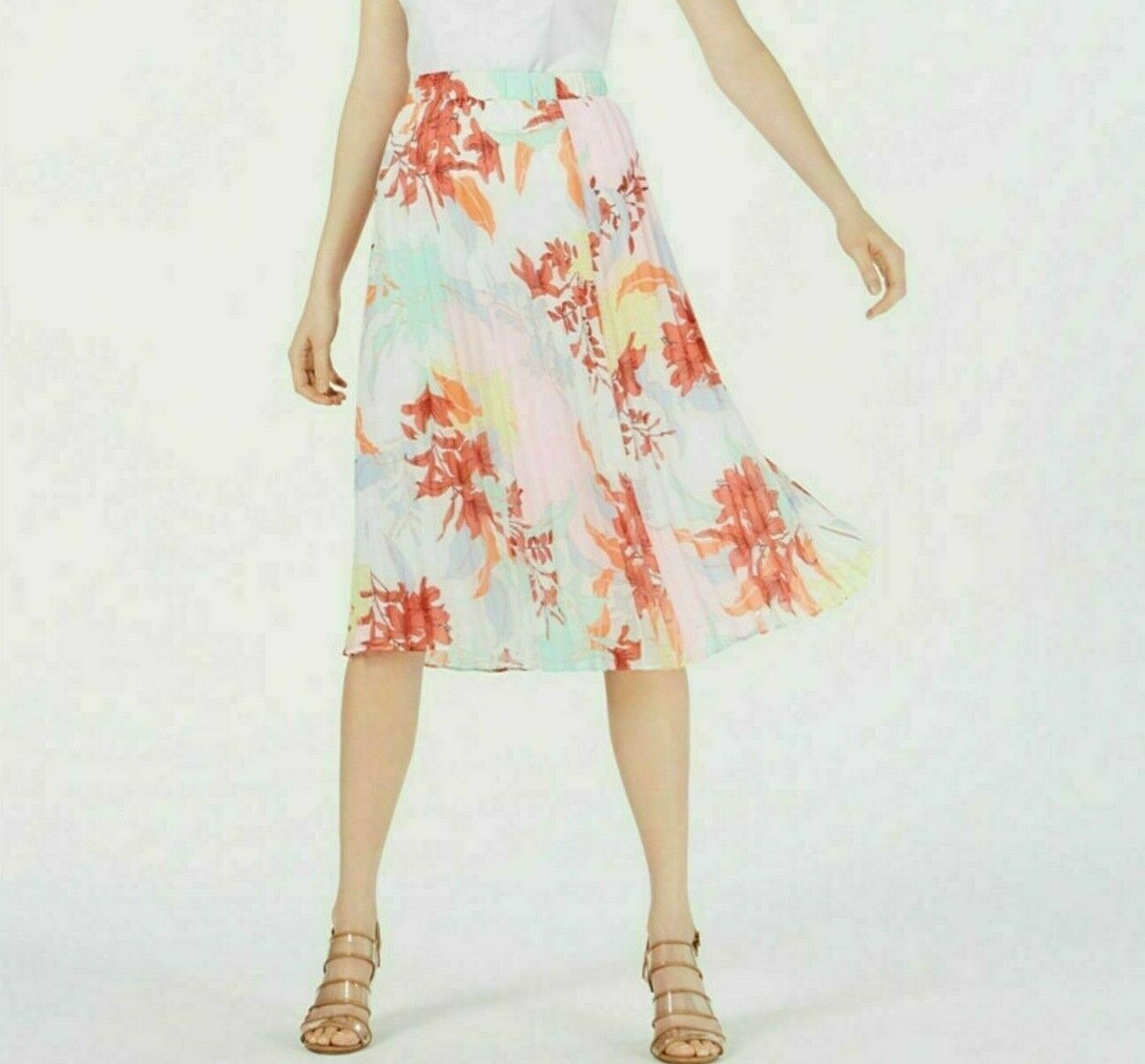 Bar III Women's Floral-Print Pleated Skirt Hibiscus Large