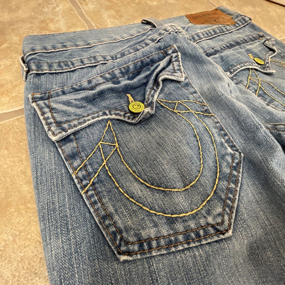 Vintage True Religion Jeans light washed Size 33 Yellow Vintage True Religion Jeans light washed Size 33 Yellow