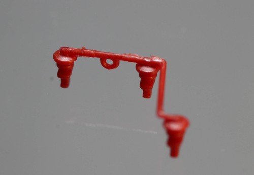 Märklin 267740 línea de techo en ángulo, 3 aisladores rojo Z nuevo embalaje original | Condition: Neu