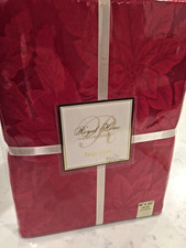 RED Christmas Poinsettia Rectangular Tablecloth 60"X102" NEW IN PACKAGE NWT
