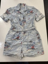 Vintage 1970s Romper Play Suit Beachy With Collar And Belt All Over Print XS/S