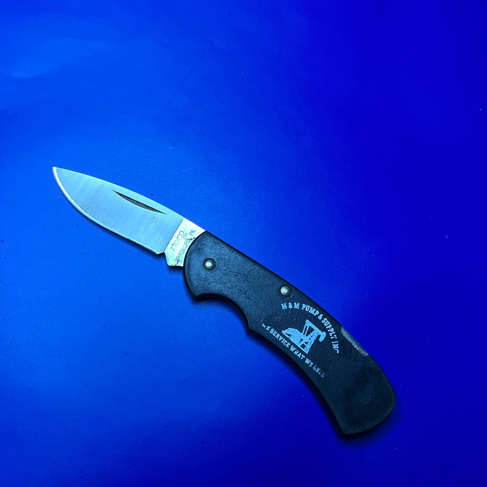 ZIPPO FOLDING POCKET KNIFE