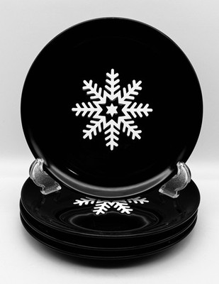WAECHTERSBACH Germany White Snowflake Black Dessert Salad Plates 8.5  Set of 4