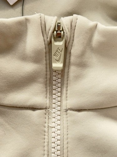 Nike Sportswear Logo Tracksuit, Junior Unisex Tracksuit Size Large, Beige, New - Picture 14 of 16