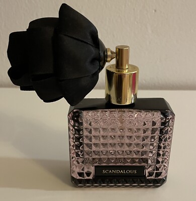 Leerer Victorias Secret Scandalous Flakon Defekt