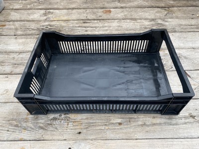 shallow plastic totes