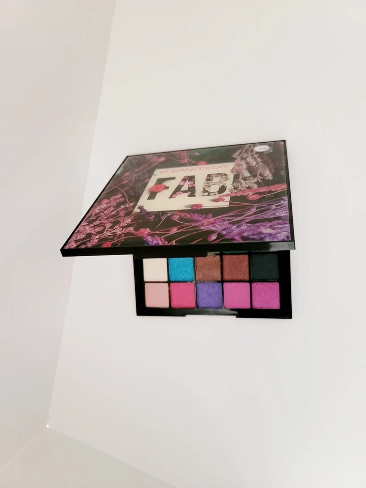Kleancolor Fab Amplified Sleepover Eyeshadow Palette 25 Colors New - NEW! - Image 2 of 4