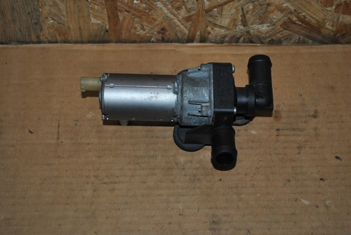 BMW E90 E91 E92 E93 E87 E81 X1 Wasserventil Zusatzwasserpumpe Heizventil Heizung