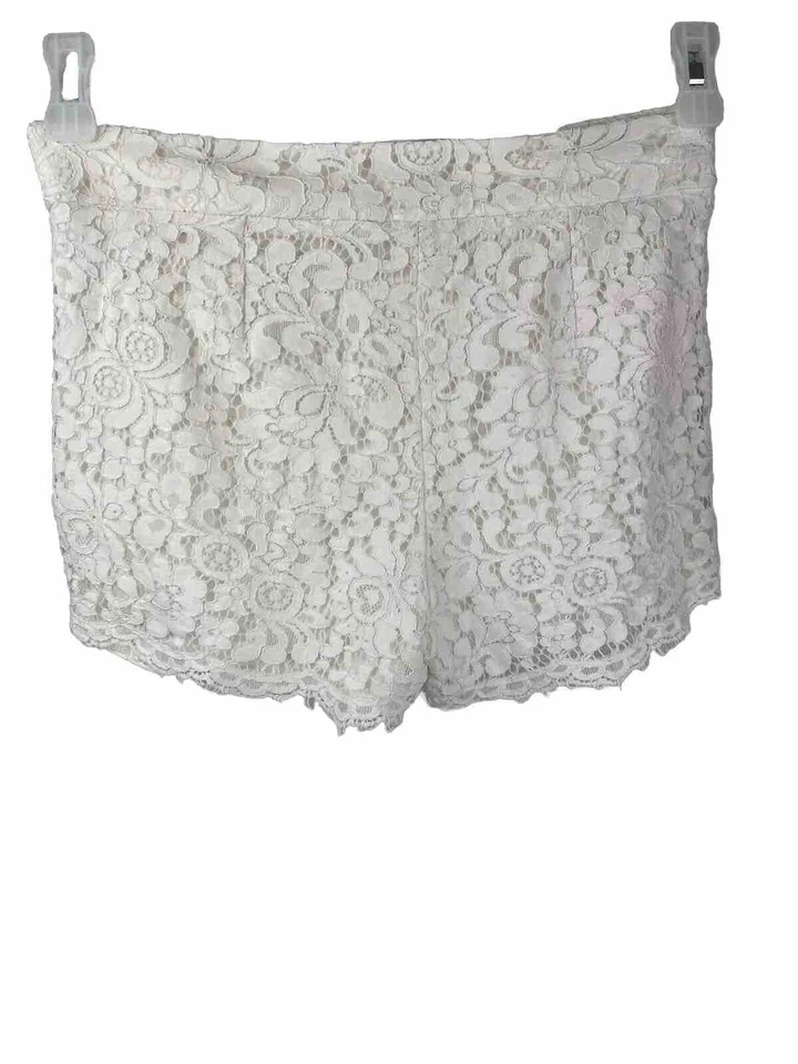 Pantalones Cortos de Encaje Blanco Forrados, Talla 4 Frente Plano Con Bolsillos EXPRESS Foto 2 de 4