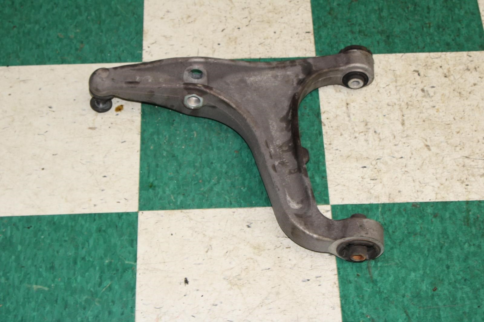 Maserati Ghibli 2014-2017 Front Right Lower Control arm