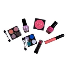 FAO Schwarz Makeup Bundle NEW Eyeshadow Blush Lipstick Gloss Polish Mini Set